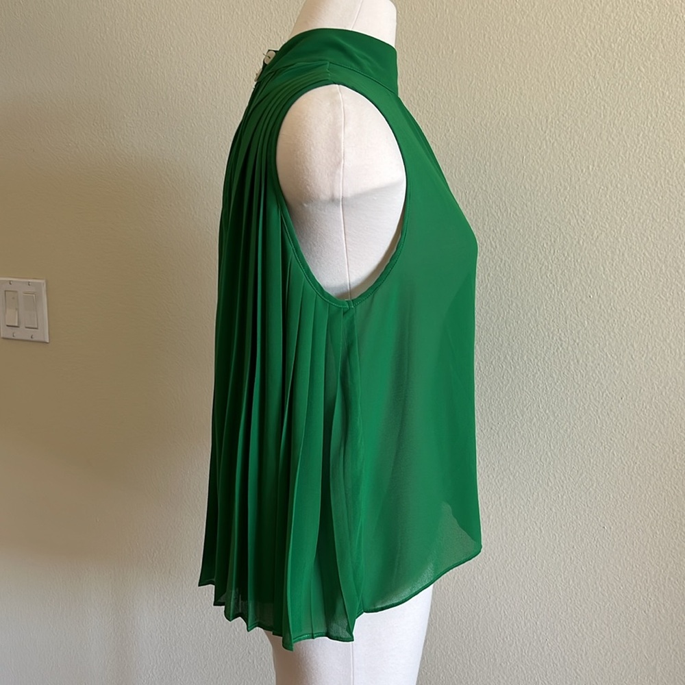 Halter pleated top.